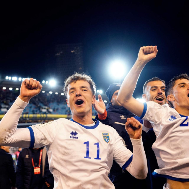 Igrači Kosova slave pobjedu