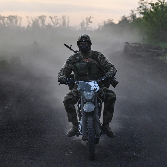 Ruski napad na motociklima kod Pokrovska