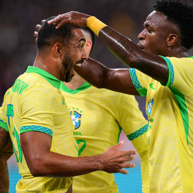 Paulo Henrique i Vinicius Junior slave pogodak Brazila