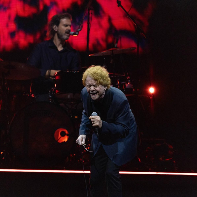 Mick Hucknall