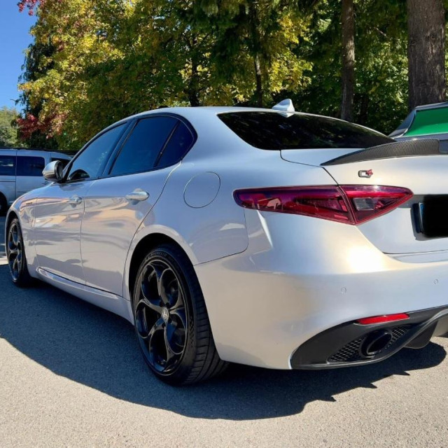 Alfa Romeo Veloce Q4