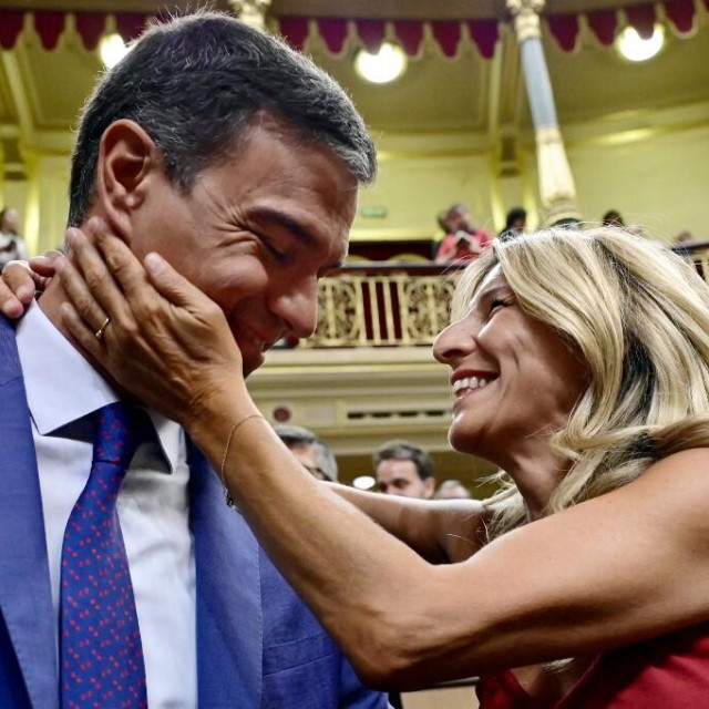 Španjolski premijer Pedro Sánchez i zamjenica premijera Yolanda Diaz