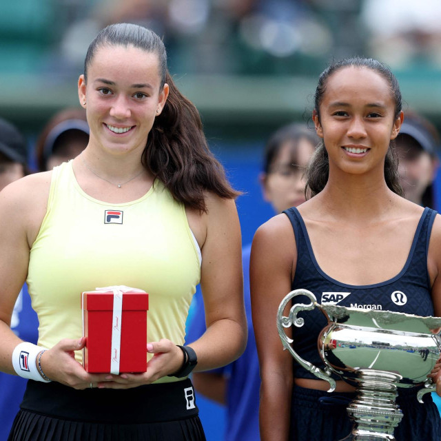 Tereza Valentova i Leylah Fernandez