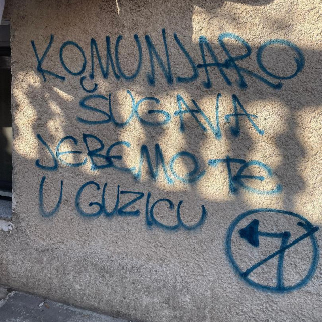 Sramotan grafit na zgradi u kojoj živi književnik i kolumnist Jutarnjeg lista Jurica Pavičić