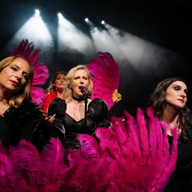 Predstava ”Bez privatnog molim” na Sceni Gorica