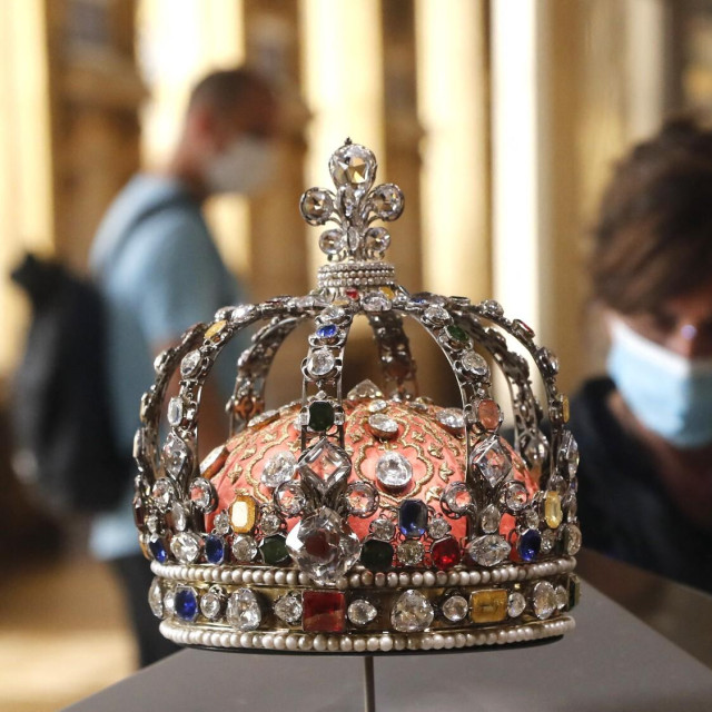 Kruna Luja XV u galeriji Apolona, Louvre