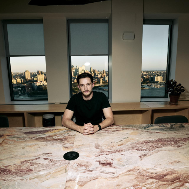 Ivan Vrkić, postdiplomant iz laboratorija Davida van Dijka na Yaleu i koautor projekta Cell2Sentence (C2S)