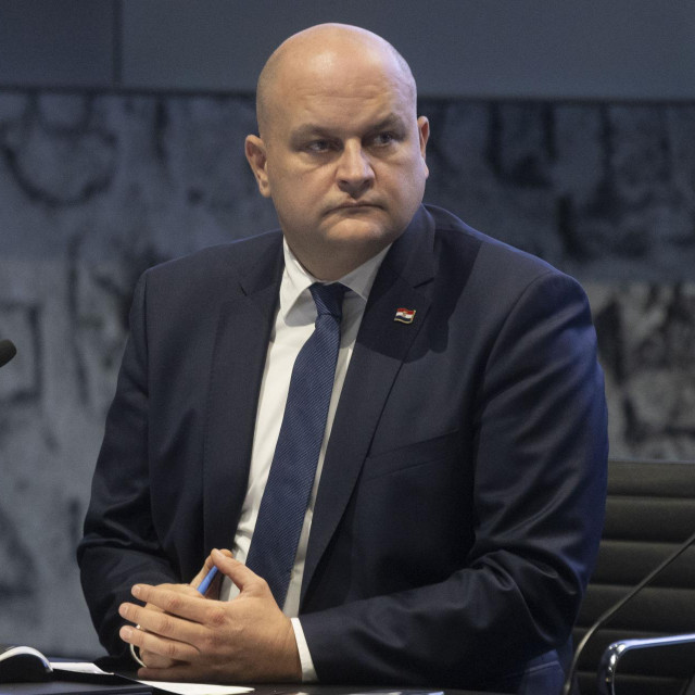 Ante Šušnjar, ministar gospodarstva