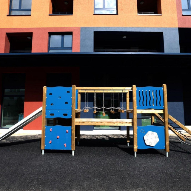 DV Petar Pan u Prilazu baruna Filipovića