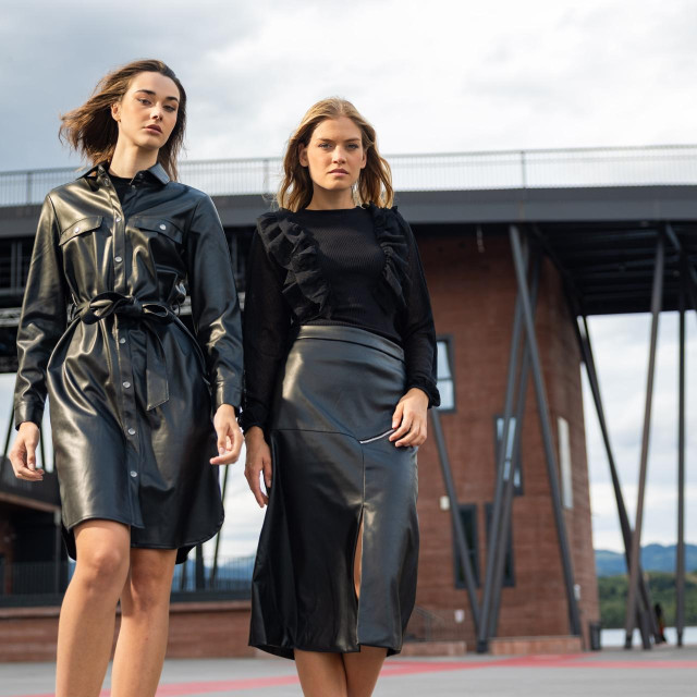 RED kolekcija By Mana