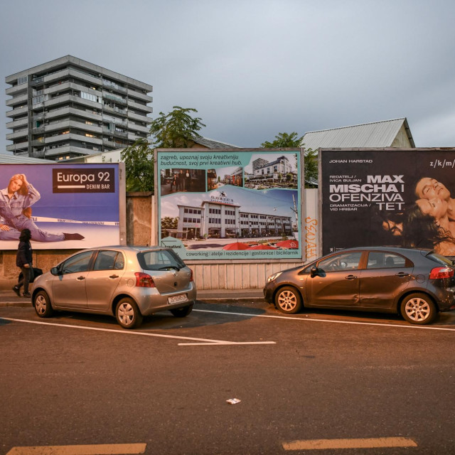 Blok Badel unajmljeni reklamni panoi