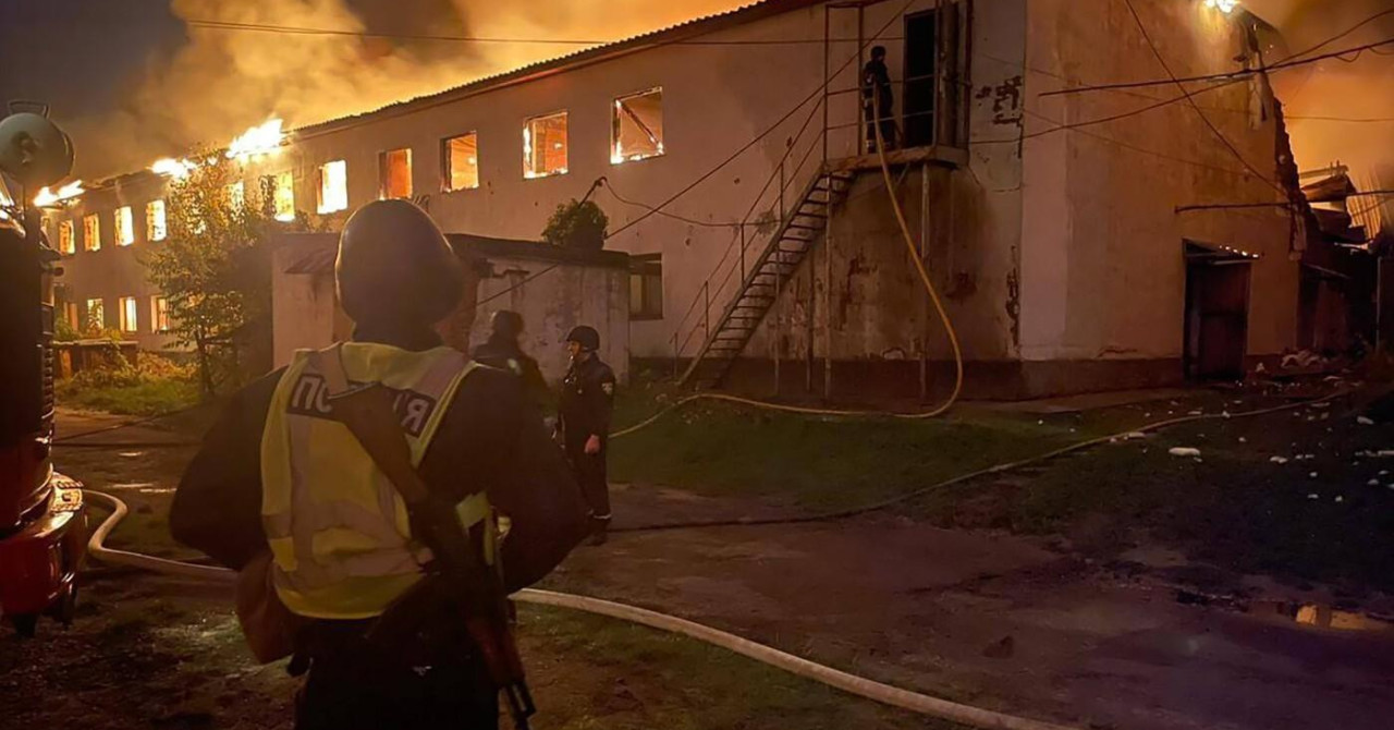 Ruski napadi ostavili tisuće Ukrajinaca u mraku: Nestalo struje na sjeveru zemlje, hitne službe na terenu