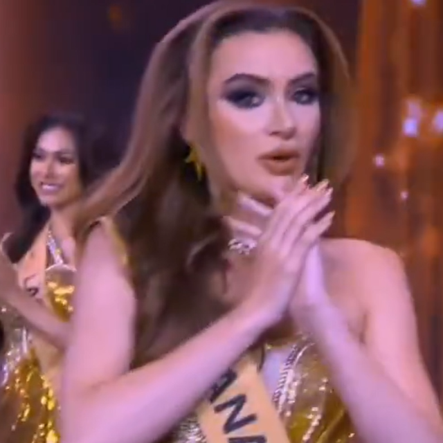 Miss Paragvaja i u pozadini Miss Paname