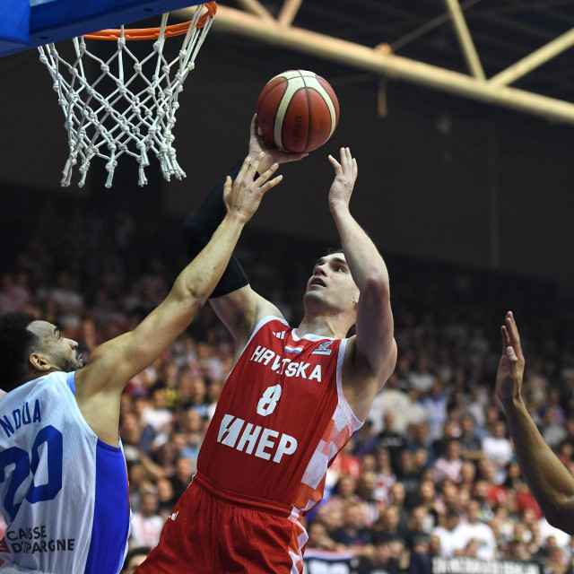 Zadar, 210225.
Dvorana Jazine.
Kvalifikacijska utakmica za Eurobasket 2025, Hrvatska - Francuska.
Na fotografiji: Mario Hezonja.