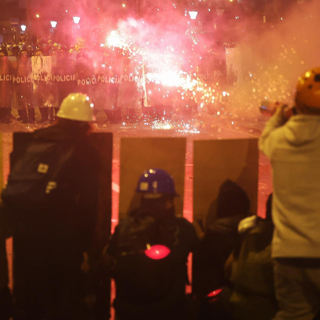 Prosvjedi u Limi, sukob demonstranata i policije