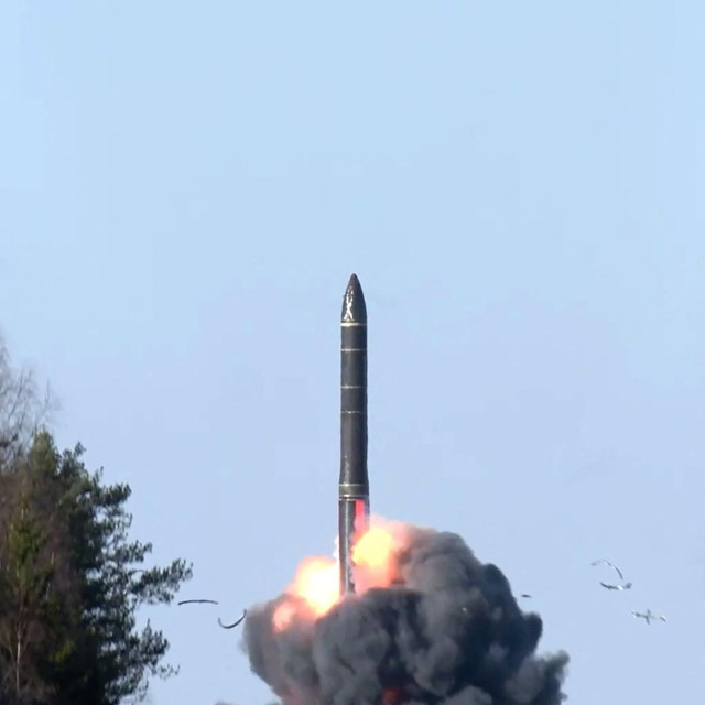 Lansiranje interkontinentalne balističke rakete Jars za vrijeme nove ruske vojne vježbe