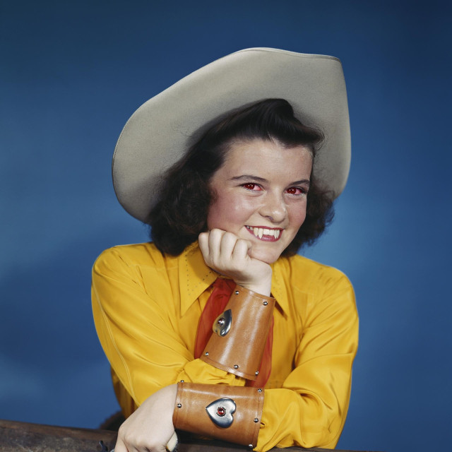 Weronika Gęsicka, Netom prije mraka, iz serijala ‘Enciklopedija, 2023-2025)