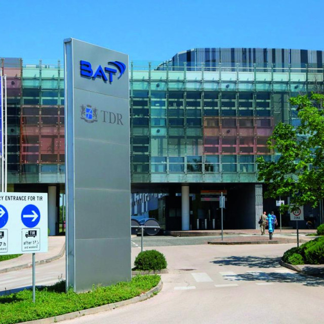 Tvornica BAT-a u Kanfanaru jedna je od rijetkih u Europi u kojima se uz klasične cigarete proizvode i nove kategorije proizvoda
Na fotografiji: Poslovna zgrada BAT