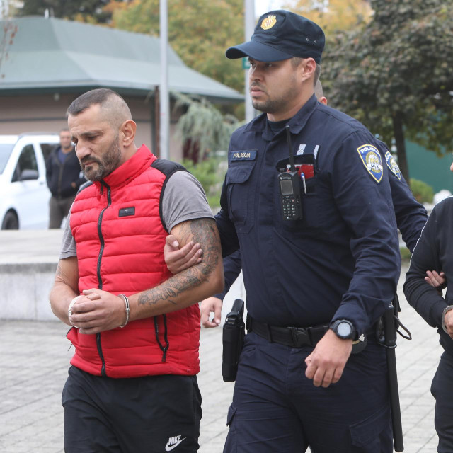 Zijad S. (lijevo) i Tahir S. (desno) uhićeni su 13. listopada u 16.37 na području Karlovca