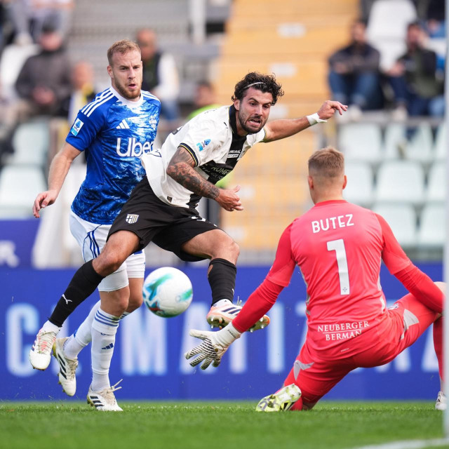 Ivan Smolčić, Patrick Cutrone i vratar Jean Butez