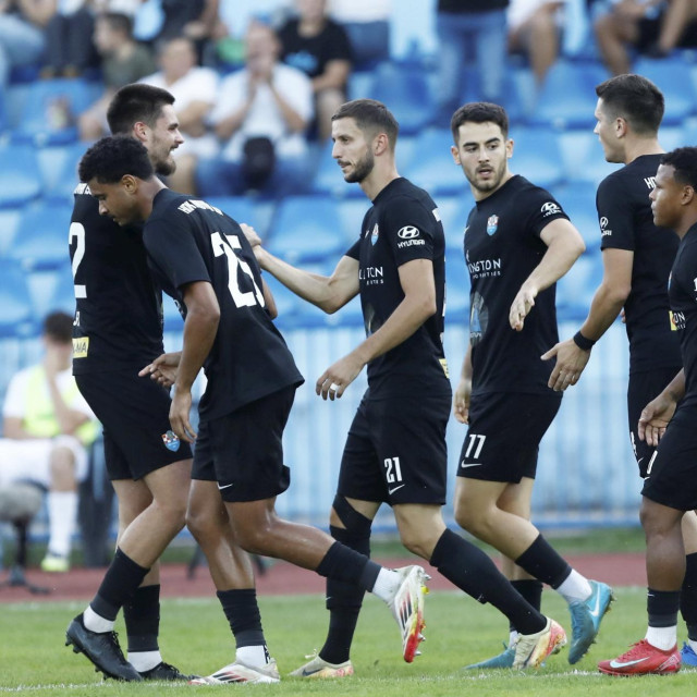 Jakov Puljić i suigrači Vukovara 1991