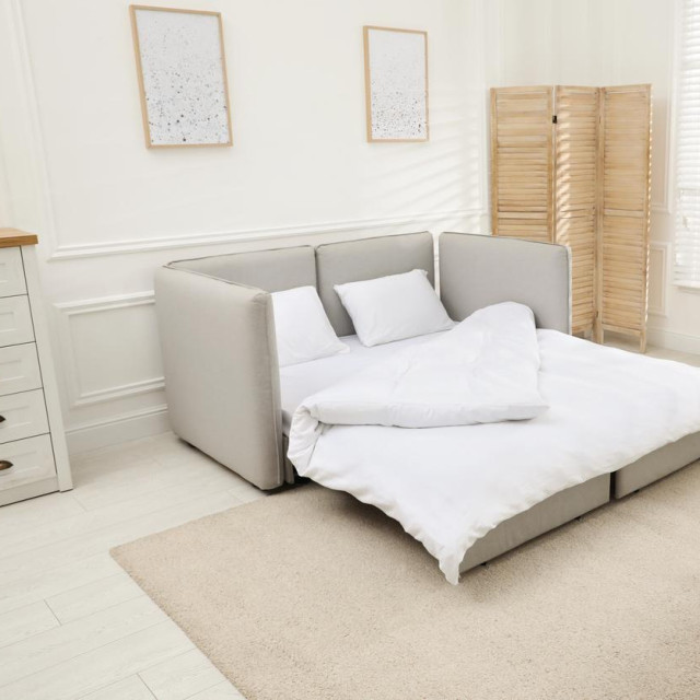 Sofa na razvlačenje