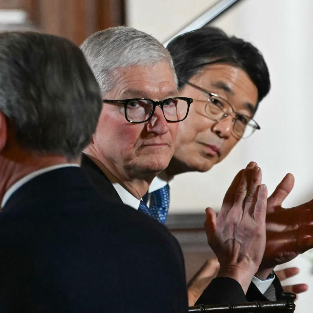 CEO Applea Tim Cook na prijemu kod Donalda Trumpa