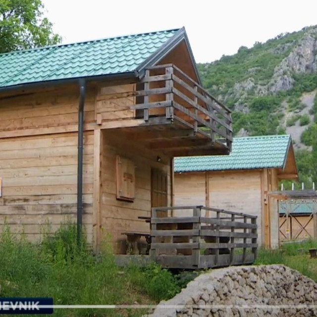 Devastacija uz Zrmanju