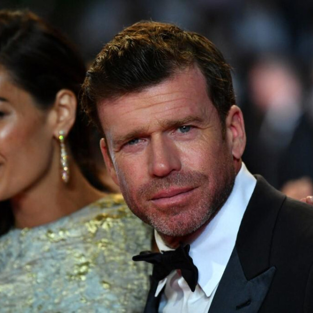 Taylor i Nicole Sheridan