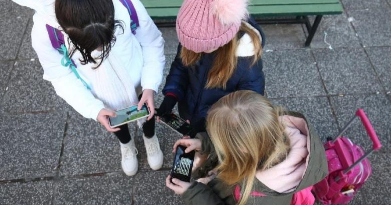 Selak Raspudić tražila da se zakonom zabrane mobiteli u školi, HDZ protiv: ‘Namjera je dobra, ali fulali ste propis‘