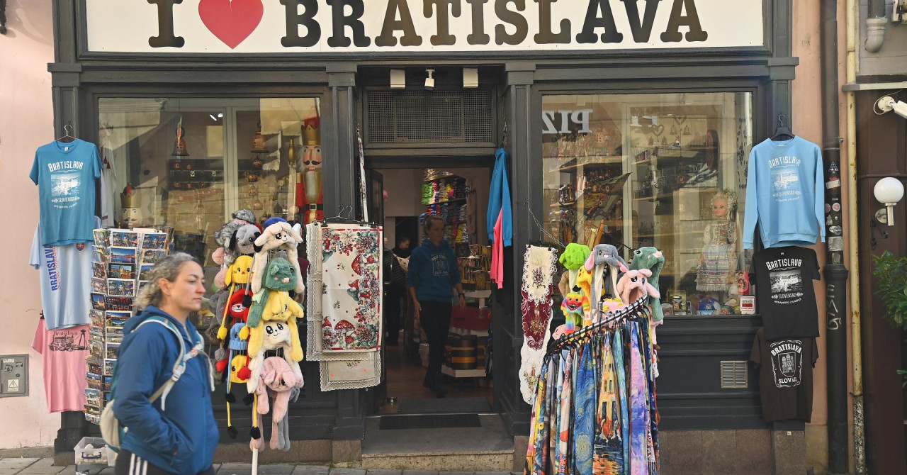 Prometna revolucija u Slovačkoj, građani u nevjerici: Uvodi se ograničenje brzine za pješake!