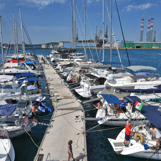 Pula, 160825.
Gotovo svi vezovi u pulskoj ACI marini popunjeni su stranim plovilima.