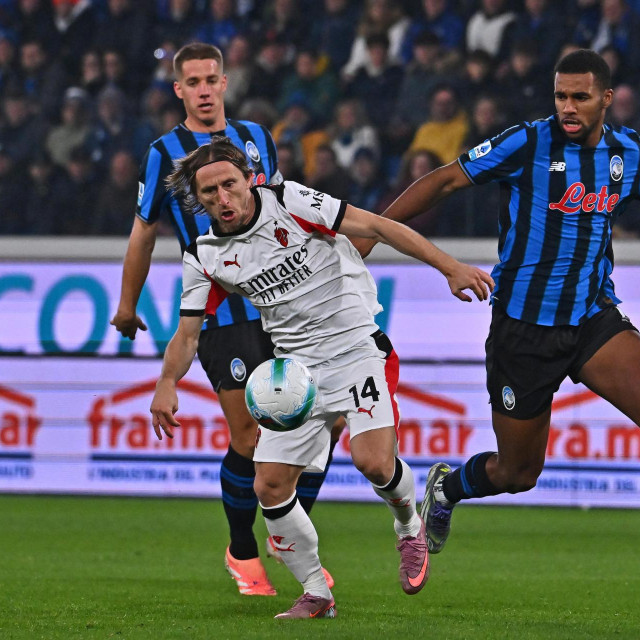 Luka Modrić i Isak Hien 