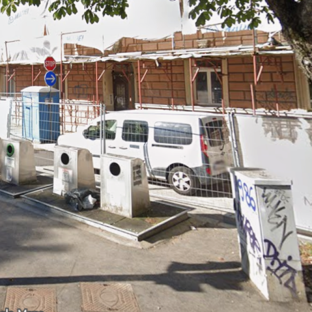 Bandićevi spremnici u Deželićevoj