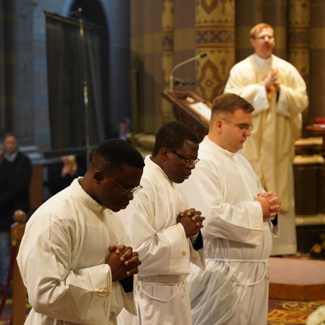 Novi đakoni Gutenberg, Hermann i Karlo