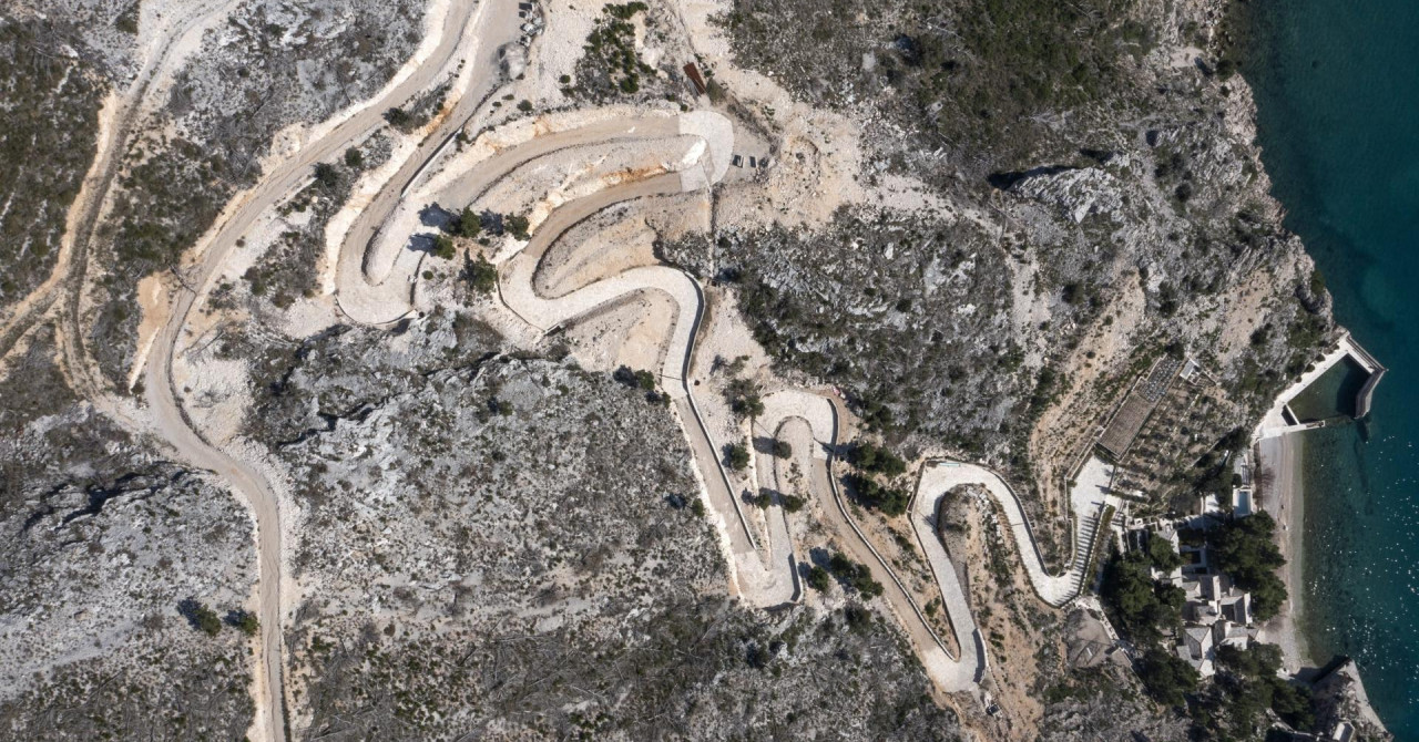 Hrvaška vlada zaostruje boj proti nelegalni gradnji z novimi zakoni