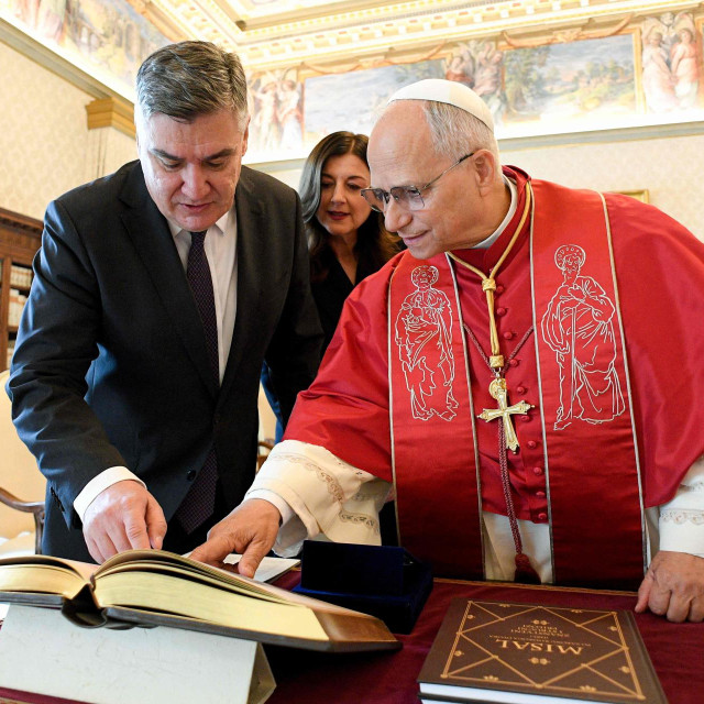 Zoran Milanović i Sanja Musić Milanović kod pape Lava XIV.