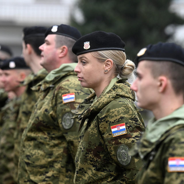 ”Već to što se pozivaju samo muškarci jest, u startu, oblik diskriminacije, pozitivne prema ženama”, kaže Ivan Roško