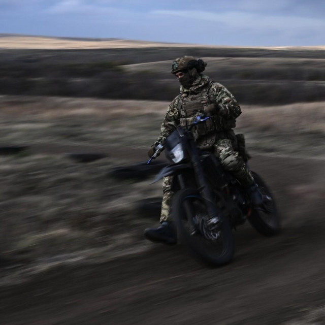 Pripadnik ruskih specijalnih snaga u blizini Pokrovska