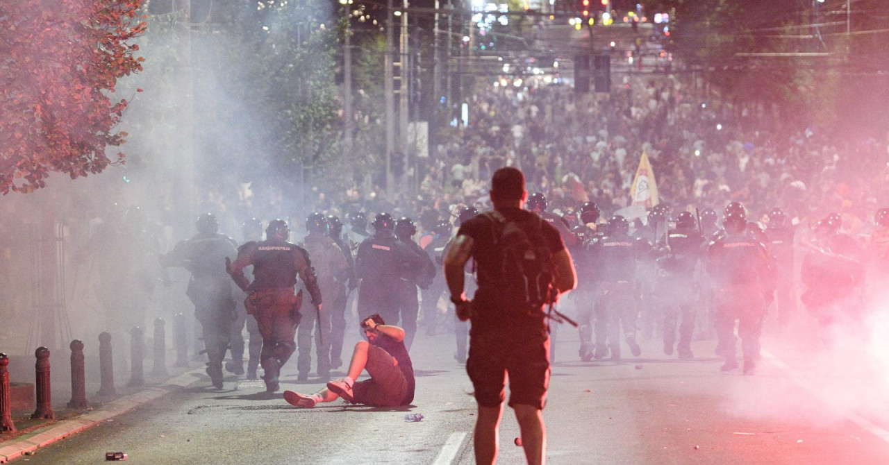 Puni se Ćacilend, stižu prosvjednici, režimski mediji imaju novog ‘neprijatelja broj 1‘: ‘Ona pušta teroriste!‘