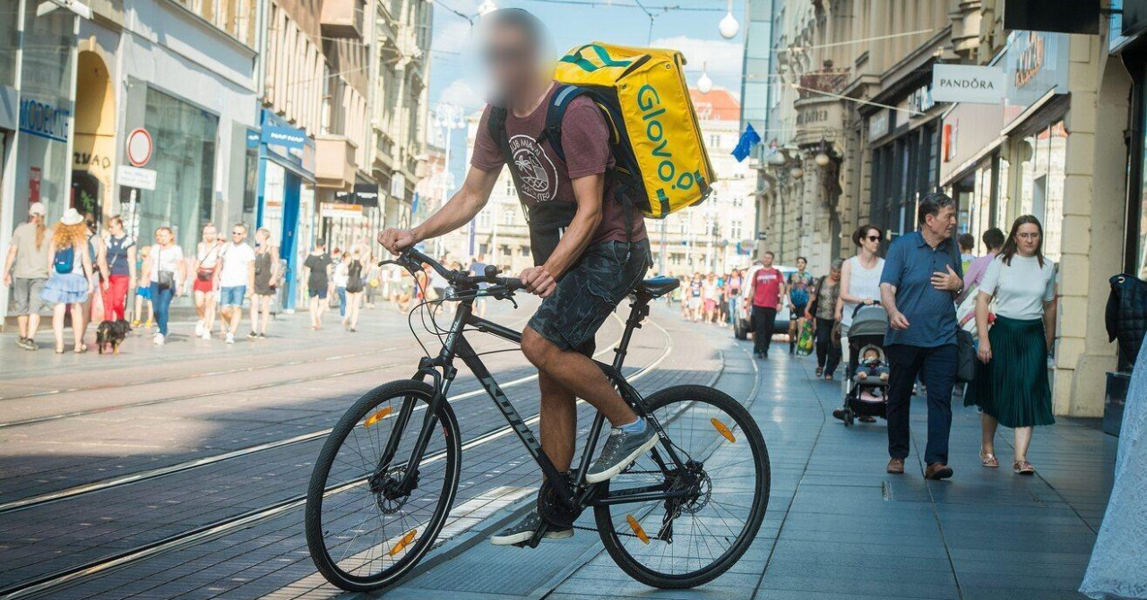 Detalj koji mnogi previde. Pogledajte što je nađeno u torbama dostavljača hrane: ‘Može biti fatalno po čovjeka‘