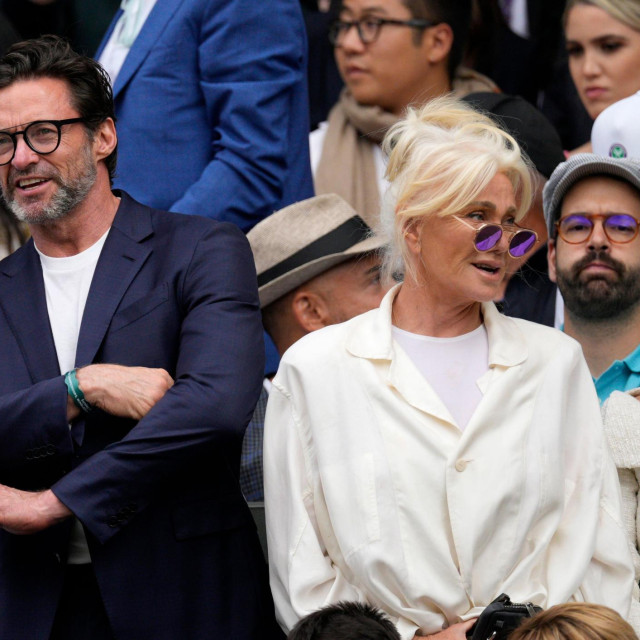 Deborra-Lee Furness s bivšim suprugom na Wimbledonu 2023., u rujnu iste godine objavili su da se rastaju