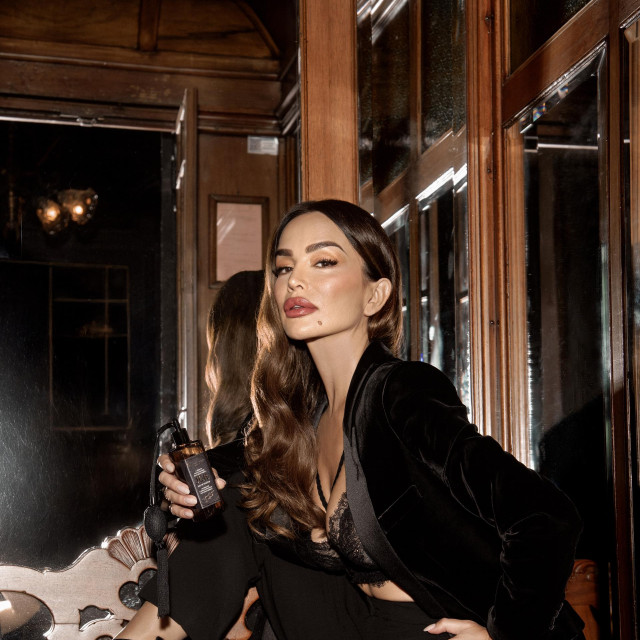 Severina kao zaštitno lice J.C.R. Signature Eau de Parfum, unisex mirisa iz Atelier Rebul