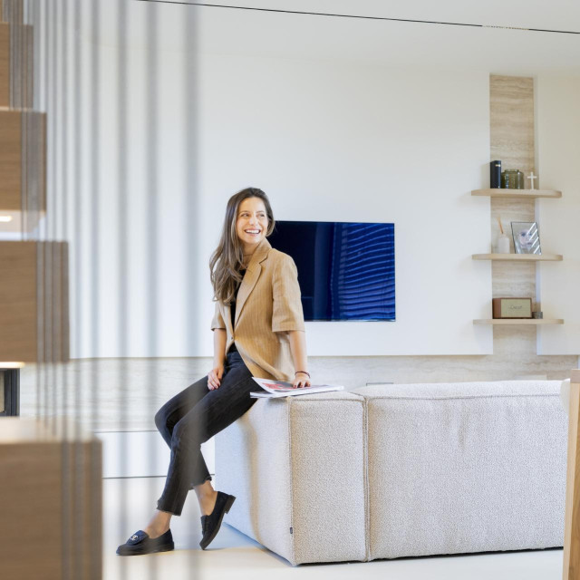 Obožava sve nijanse bež boje