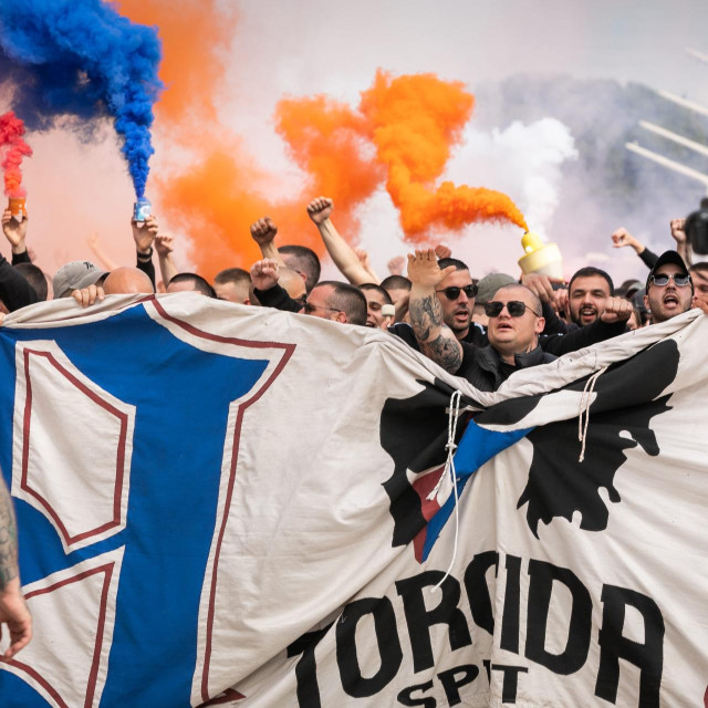Torcida na splitskoj Rivi uoči jedne od ranijih utakmica Hajduka

 