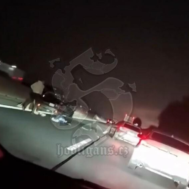 Dvojica muškaraca iz Zagreba napadnuta su u noći s četvrtka na petak na autocesti nedaleko od Graza