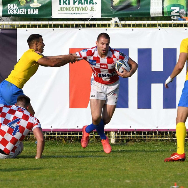 Ragbi: Nik Jurišić