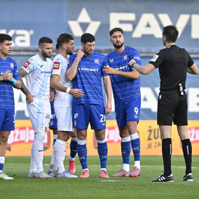 Dinamo - Rijeka: Ante Majstorović, Scott Fraser McKenna, Dion Drena Beljo