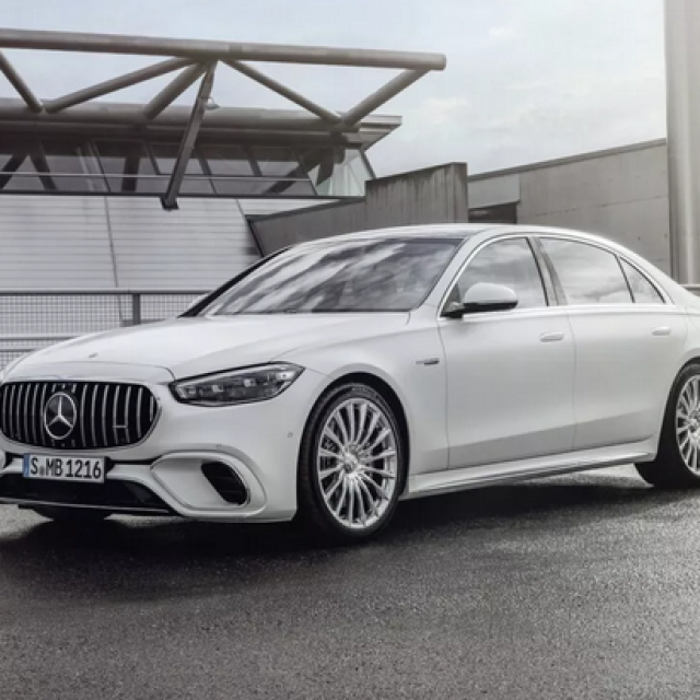 Mercedes-AMG C63 E S