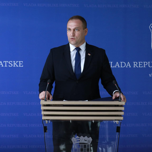 Ministar David Vlajčić